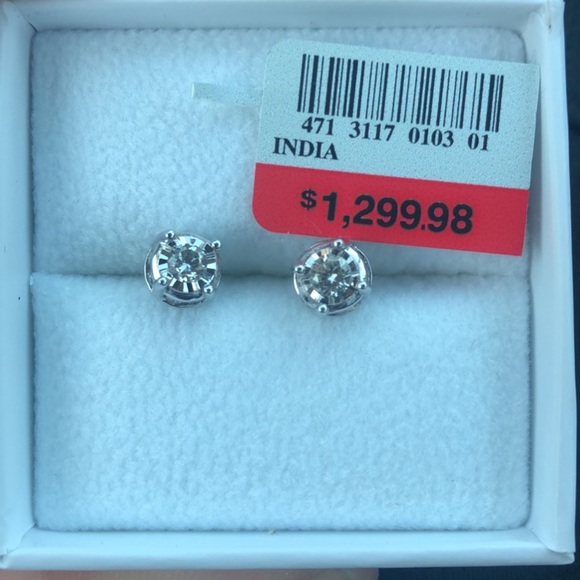 10k white gold earrings - Picture 1 of 1